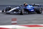 Sainz plays down even 'top five' finishes in '25