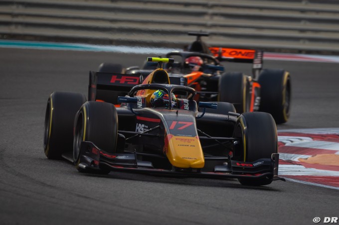 F2, Yas Marina, Feature Race: Iwasa (…)